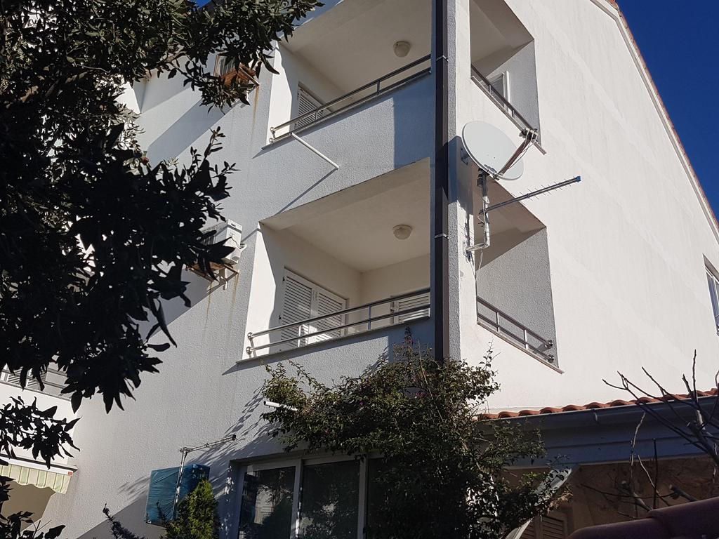 Apartment Alice Novalja Εξωτερικό φωτογραφία