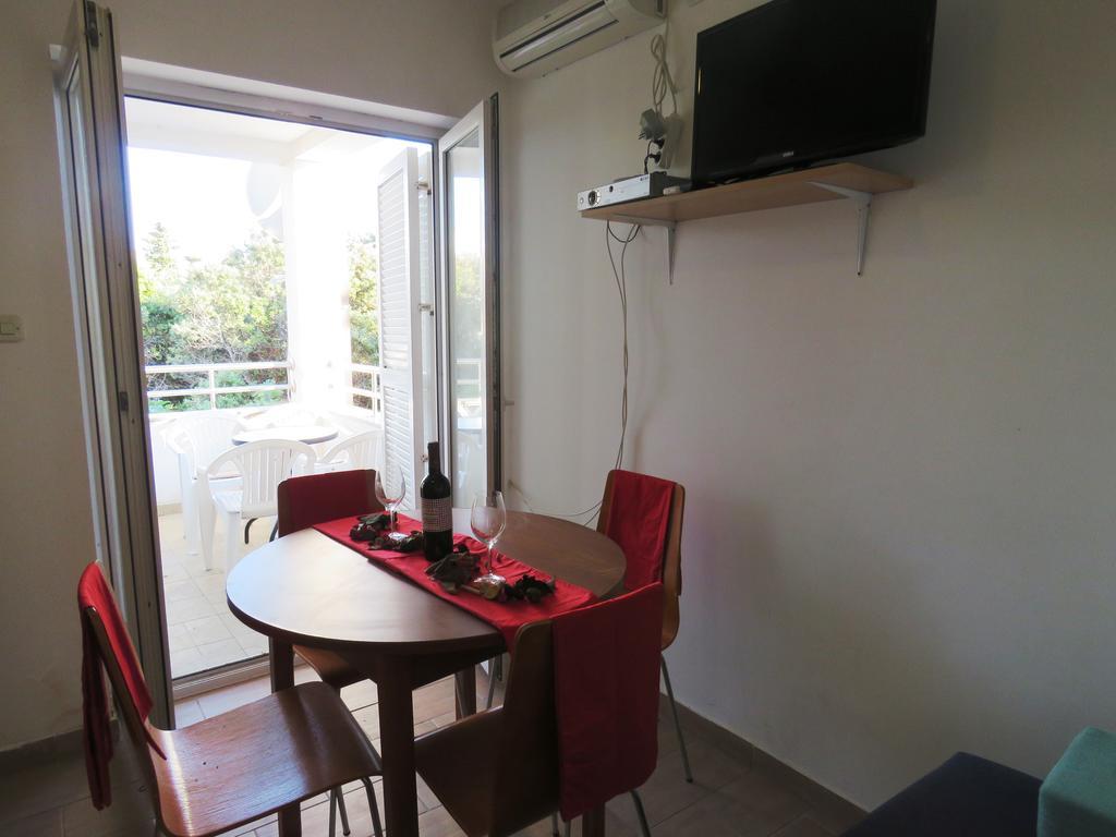 Apartment Alice Novalja Εξωτερικό φωτογραφία
